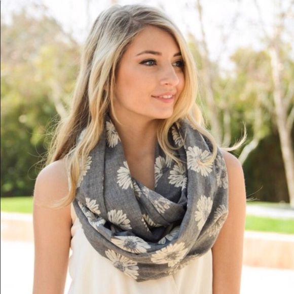 Infinity Scarf - Picture 2 of 3